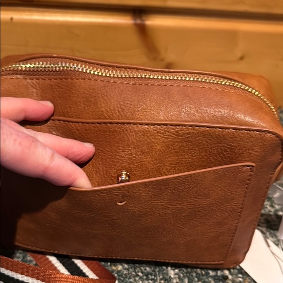 Brown Crossbody Bag with 2 strap options - Picture 4 of 9